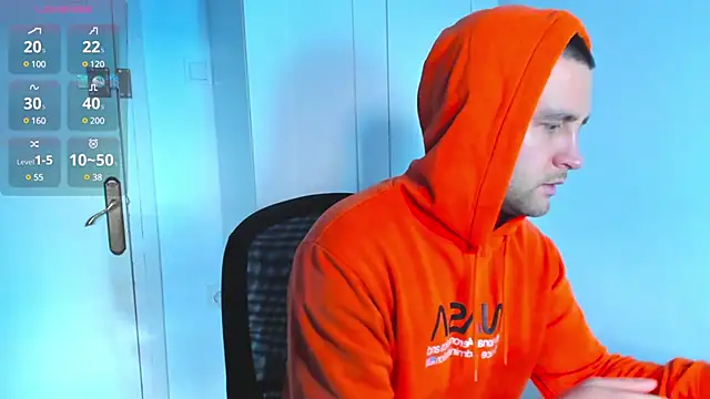 Snapshot of HonestAndrew chatting on 01-18-25, 10:49 HonestAndrew online show from 01-18-25, 10:49