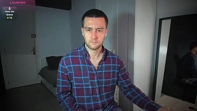 Snapshot of HonestAndrew chatting on 02-05-25, 08:54 HonestAndrew online show from 02-05-25, 08:54