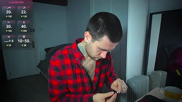 Snapshot of HonestAndrew chatting on 02-16-25, 06:32 HonestAndrew online show from 02-16-25, 06:32