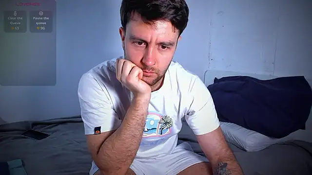 Snapshot of HonestAndrew chatting on 02-20-26, 06:48 HonestAndrew online show from 02-20-26, 06:48