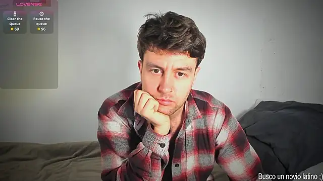 Snapshot of HonestAndrew chatting on 02-23-26, 06:44 HonestAndrew online show from 02-23-26, 06:44