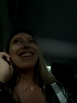 Snapshot of Eva_Ryen chatting on 09-15-25, 04:07 Eva Ryen online show from 09-15-25, 04:07