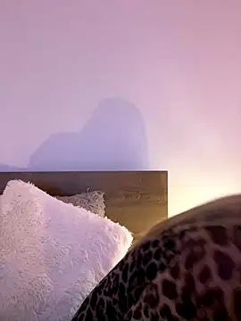 Snapshot of Eva_Ryen chatting on 10-26-25, 04:57 Eva Ryen online show from 10-26-25, 04:57