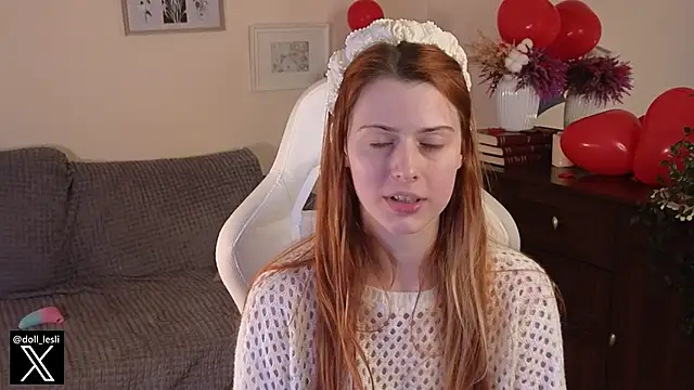 Snapshot of doll_lesli chatting on 02-22-25, 02:19 doll lesli online show from 02-22-25, 02:19