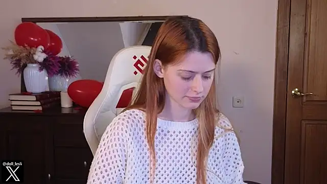 Snapshot of doll_lesli chatting on 02-22-25, 07:03 doll lesli online show from 02-22-25, 07:03