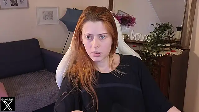 Snapshot of doll_lesli chatting on 02-25-25, 05:25 doll lesli online show from 02-25-25, 05:25