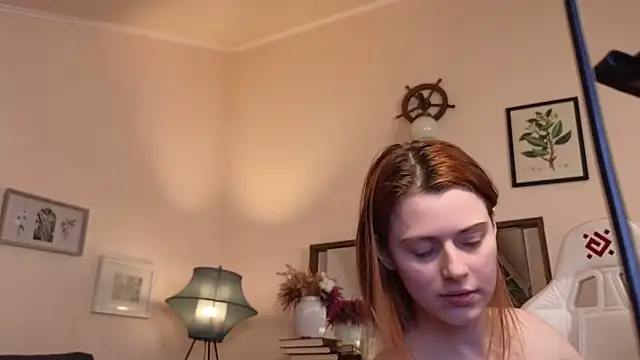 Snapshot of doll_lesli chatting on 02-27-25, 11:26 doll lesli online show from 02-27-25, 11:26