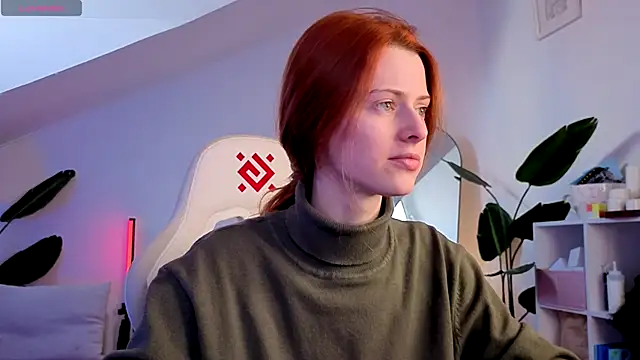 Snapshot of doll_lesli chatting on 11-24-25, 08:36 doll lesli online show from 11-24-25, 08:36