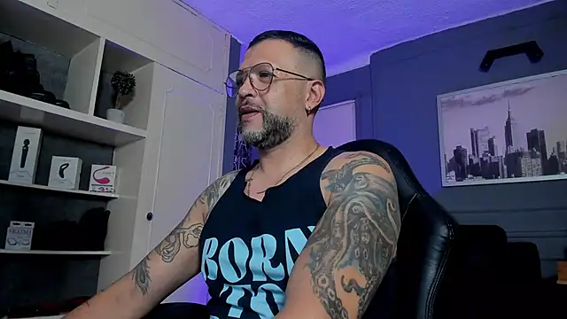 MrFrank tattoo online show from 10-09-25, 11:58