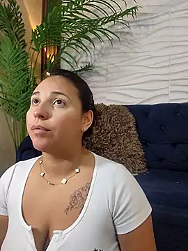 LizzRouse online show from 03-30-26, 09:49