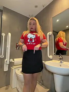 Strongqueen online show from 04-10-26, 09:30