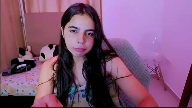 Snapshot of _elenna chatting on 05-06-26, 06:24 elenna online show from 05-06-26, 06:24