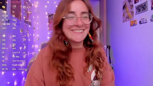 Snapshot of linda_giggle chatting on 10-01-25, 09:54 linda giggle online show from 10-01-25, 09:54