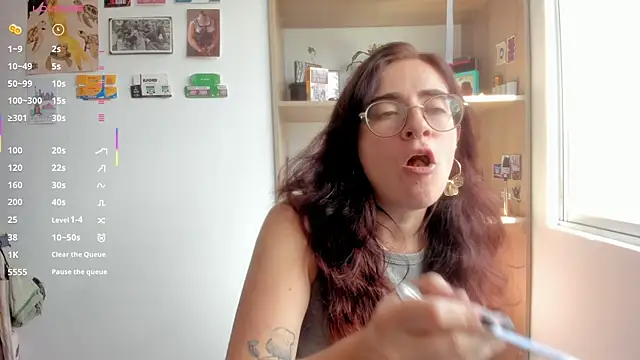 Snapshot of linda_giggle chatting on 01-07-26, 02:52 linda giggle online show from 01-07-26, 02:52