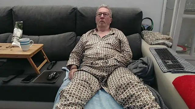 Nudelschwanz online show from 03-02-26, 06:25