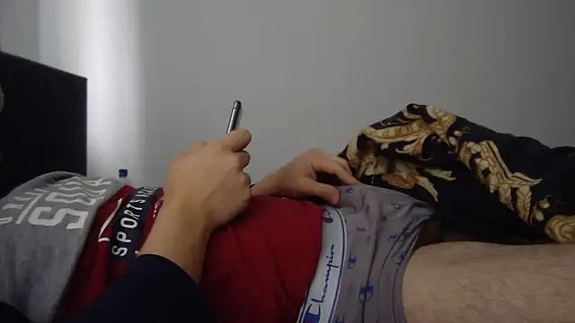 MontanaHamburg online show from 12-15-24, 11:55