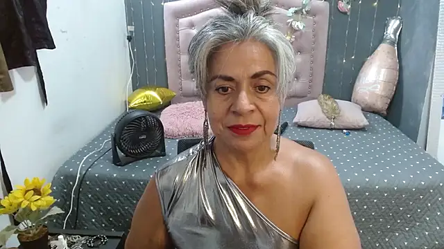 Snapshot of lalisha_96 chatting on 04-23-26, 12:23 lalisha 96 online show from 04-23-26, 12:23