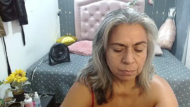 Snapshot of lalisha_96 chatting on 04-23-26, 11:29 lalisha 96 online show from 04-23-26, 11:29