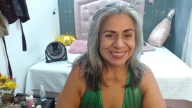 Snapshot of lalisha_96 chatting on 05-02-26, 12:37 lalisha 96 online show from 05-02-26, 12:37