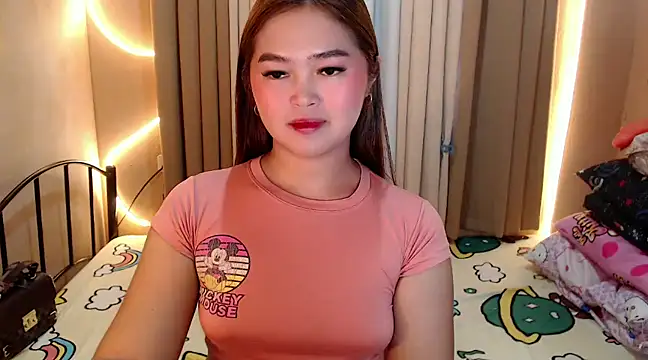 Snapshot of Itsme_claire chatting on 12-30-24, 11:28 Itsme claire online show from 12-30-24, 11:28