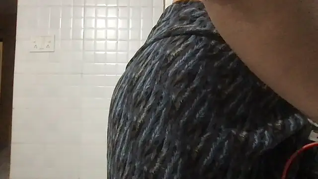 Snapshot of Riyasingh9 chatting on 02-27-25, 12:13 Riyasingh9 online show from 02-27-25, 12:13