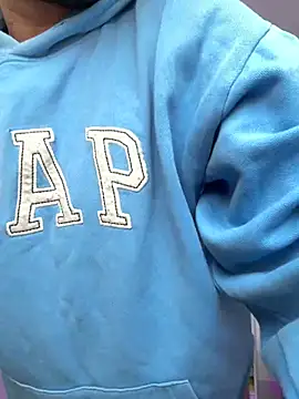 Snapshot of nicolas_cox chatting on 04-08-26, 04:07 nicolas cox online show from 04-08-26, 04:07