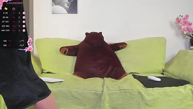 PoisonEvelyn online show from 02-10-26, 10:19