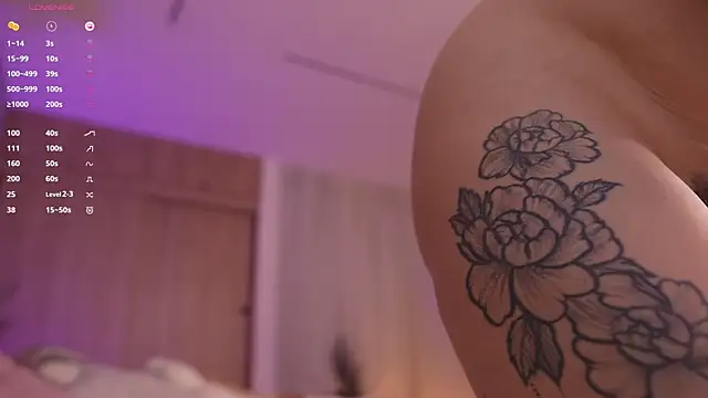 tatikiss  online show from 04-01-26, 11:55