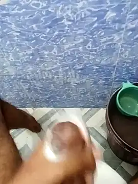 Snapshot of HorriblePastry chatting on 10-01-25, 06:30 HorriblePastry online show from 10-01-25, 06:30