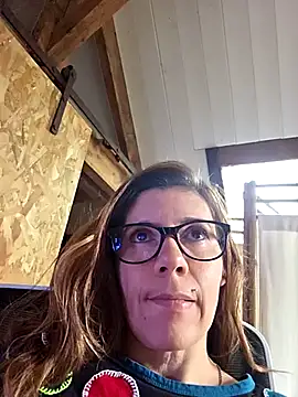 Snapshot of Lina_lou4 chatting on 09-22-25, 03:58 Lina lou4 online show from 09-22-25, 03:58