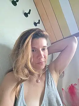 Snapshot of Lina_lou4 chatting on 06-24-26, 07:18 Lina lou4 online show from 06-24-26, 07:18