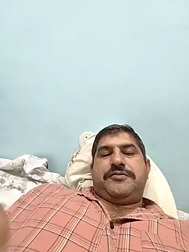 Snapshot of Amandev7 chatting on 09-08-25, 07:02 Amandev7 online show from 09-08-25, 07:02