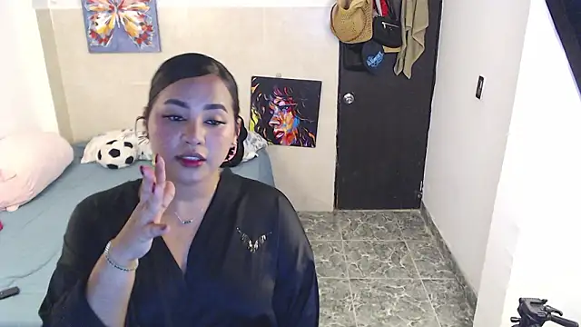 Snapshot of luciana_keating chatting on 03-03-26, 01:56 luciana keating online show from 03-03-26, 01:56
