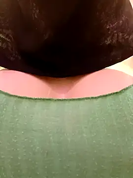 Snapshot of Charmoota_arab chatting on 03-14-25, 08:06 Charmoota arab online show from 03-14-25, 08:06