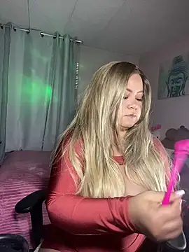 Snapshot of Melissa_Bianco chatting on 01-11-25, 04:59 Melissa Bianco online show from 01-11-25, 04:59