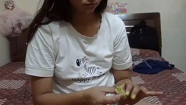 lovelydesi21 online show from 04-06-26, 07:20