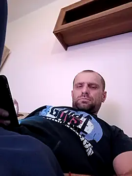 Snapshot of Roman0798 chatting on 12-13-24, 07:04 Roman0798 online show from 12-13-24, 07:04