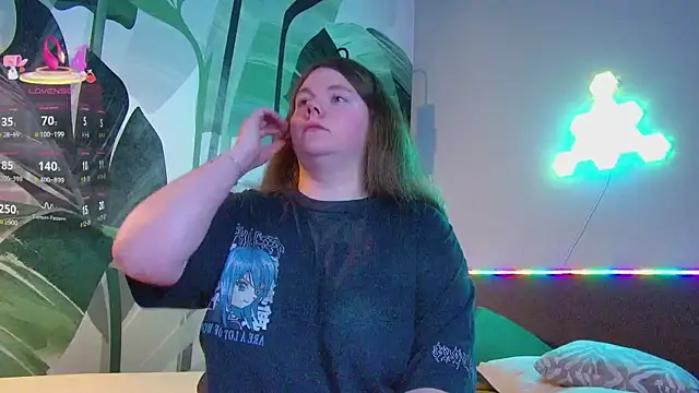 RubyValen online show from 04-17-26, 01:30