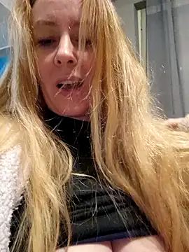 VictoriaMiami online show from 12-08-24, 12:40