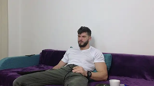 TheTopAlex online show from 02-19-25, 07:39