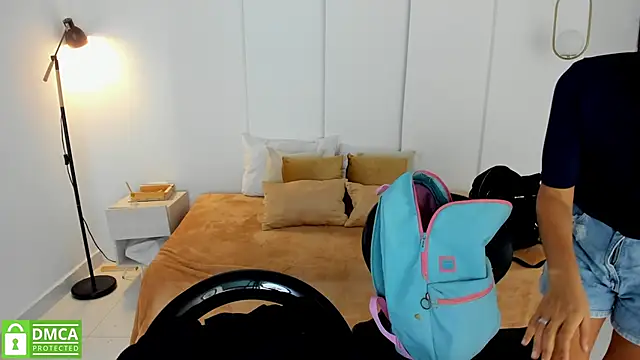 Snapshot of sexychanell_18 chatting on 03-02-25, 06:40 sexychanell 18 online show from 03-02-25, 06:40