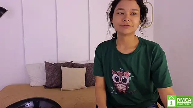 Snapshot of sexychanell_18 chatting on 09-24-25, 12:52 sexychanell 18 online show from 09-24-25, 12:52