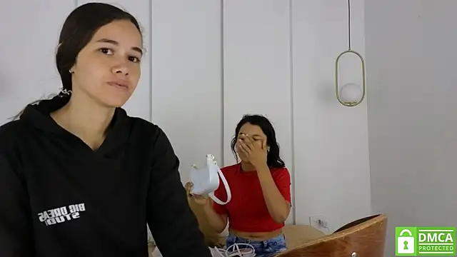 Snapshot of sexychanell_18 chatting on 11-30-25, 01:15 sexychanell 18 online show from 11-30-25, 01:15