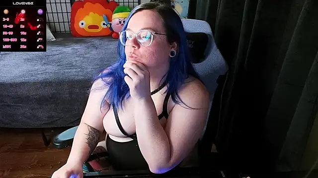 KiraSpitQueen online show from 01-31-25, 05:19