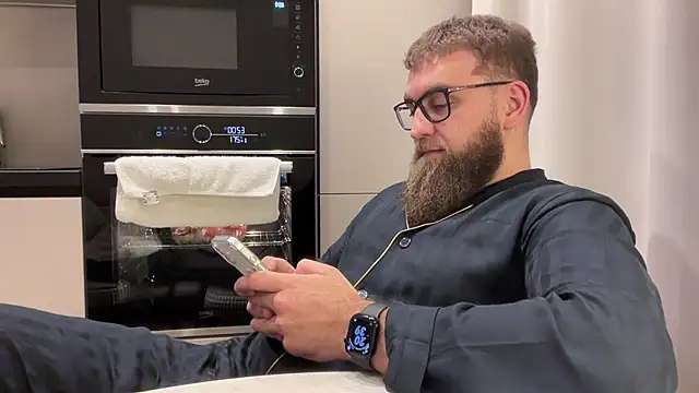 Bear bear  online show from 01-05-26, 05:38