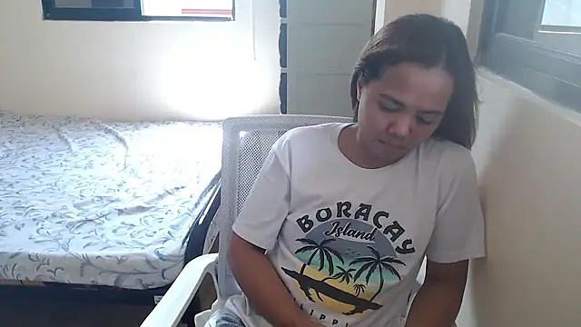 Snapshot of xTheLastVIRGINx chatting on 09-21-25, 04:58 xTheLastVIRGINx online show from 09-21-25, 04:58