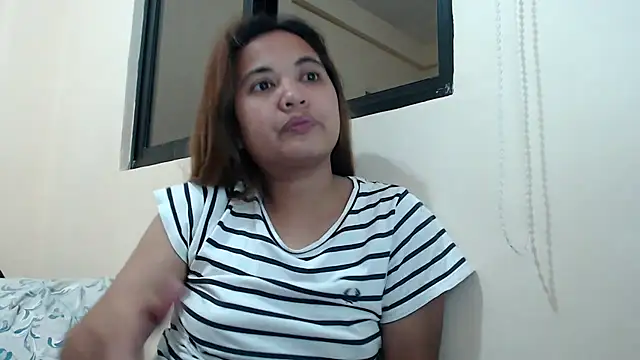 Snapshot of xTheLastVIRGINx chatting on 11-21-25, 02:49 xTheLastVIRGINx online show from 11-21-25, 02:49