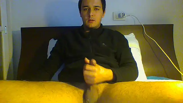 Snapshot of Vyrgin_boy chatting on 03-08-25, 01:57 Vyrgin boy online show from 03-08-25, 01:57