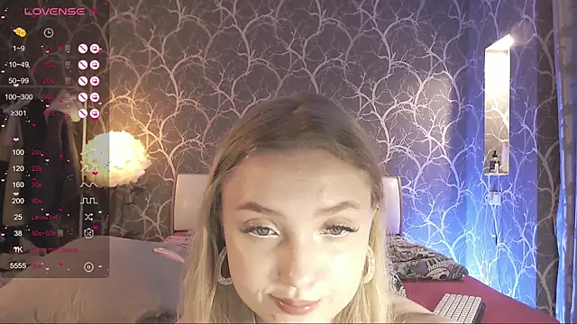 MiaMiaMeow online show from 11-22-25, 02:38