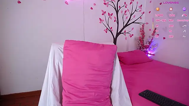 Karolina 1 online show from 03-10-26, 01:49